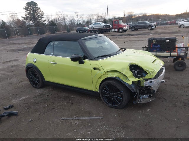 2024 MINI CONVERTIBLE WMW43DL08R3R86026