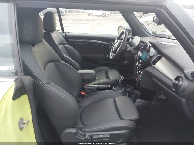 2024 MINI CONVERTIBLE WMW43DL08R3R86026 Photo 4