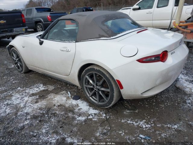 2021 MAZDA MX-5 MIATA JM1NDAD71M0456862 Photo 2