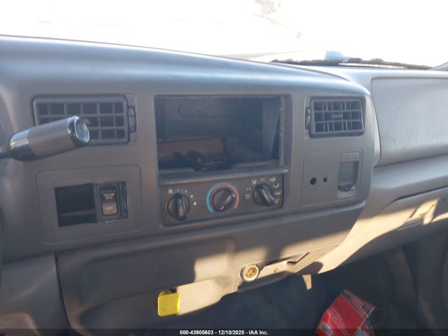 Aukcja sprzedaży 2001 Ford F-650 Xl/xlt, vin: 3FDWW65231MA56787, numer aukcji: 43905603