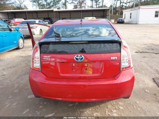JTDKN3DU1F0460611 Toyota Prius Two