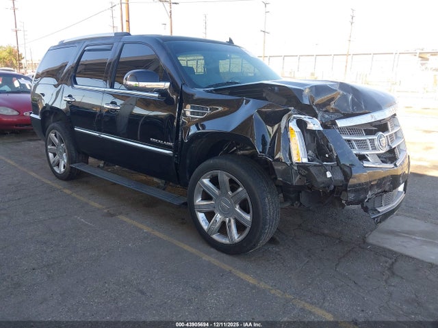 2014 CADILLAC ESCALADE 1GYS3DEF8ER111896 Photo 0