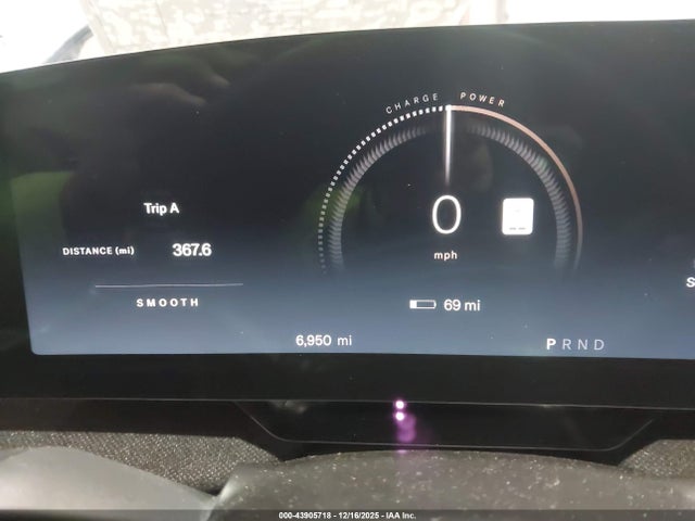 Lucid Air Pure 2025 50EA1PGA1SA004558 Image 7
