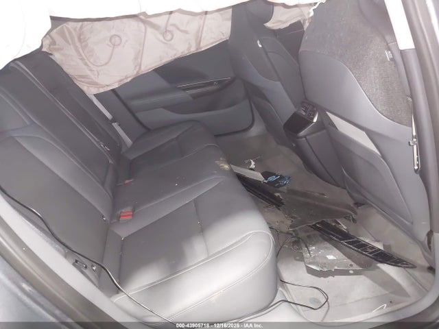 Lucid Air Pure 2025 50EA1PGA1SA004558 Image 8