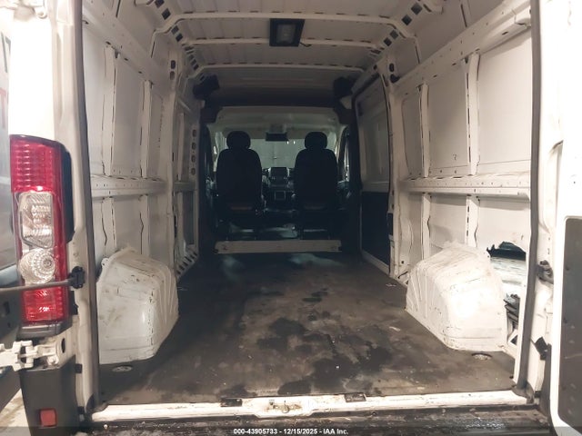 2024 Ram Promaster 2500 Tradesman High Roof 159 Wb W/pass Seat მანქანა იყიდება აუქციონზე, vin: 3C6LRVDG4RE133010, აუქციონის ნომერი: 43905733