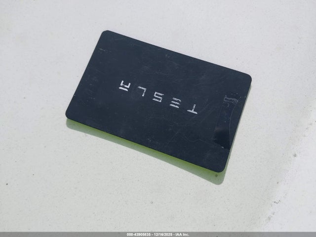 2021 TESLA MODEL 3 5YJ3E1EA6MF052777 Photo 10