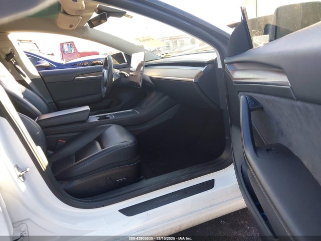 2021 TESLA MODEL 3 5YJ3E1EA6MF052777 Photo 4