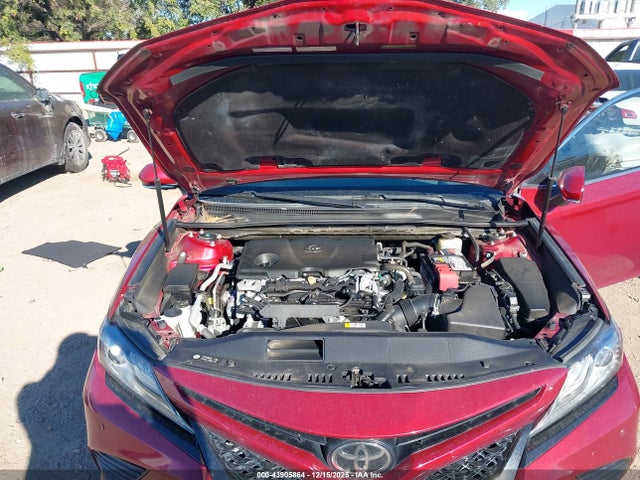 4T1B61HK7JU582302 Toyota CAMRY XSE