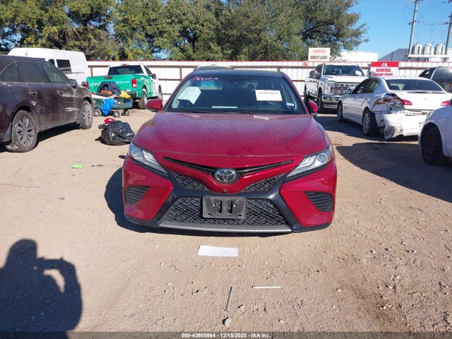 4T1B61HK7JU582302 Toyota CAMRY XSE