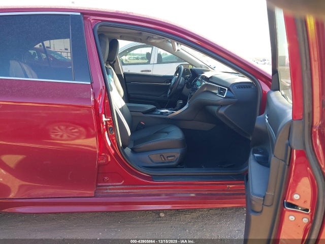 4T1B61HK7JU582302 Toyota CAMRY XSE