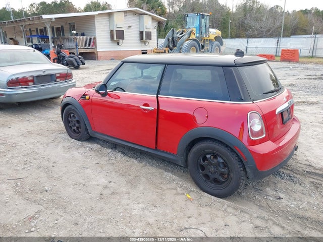 2013 MINI HARDTOP WMWSU3C50DT677234 Photo 2