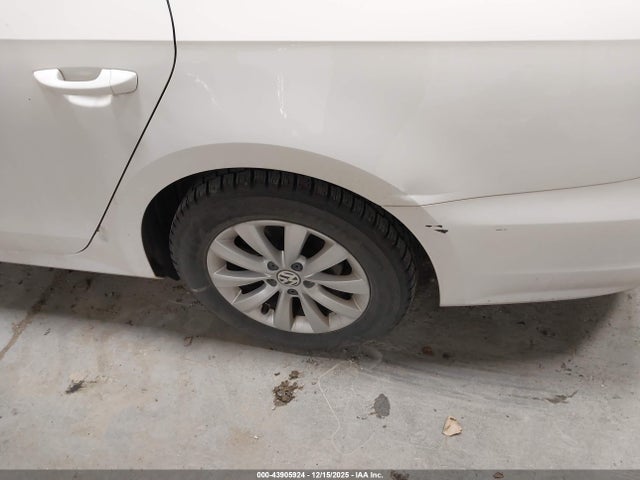 1VWAT7A38EC090062 Volkswagen Passat 1.8t Wolfsburg Edition