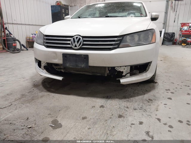 1VWAT7A38EC090062 Volkswagen Passat 1.8t Wolfsburg Edition