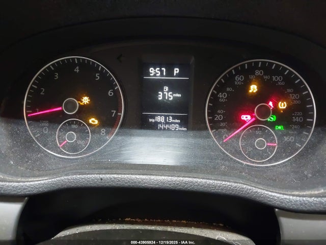 1VWAT7A38EC090062 Volkswagen Passat 1.8t Wolfsburg Edition