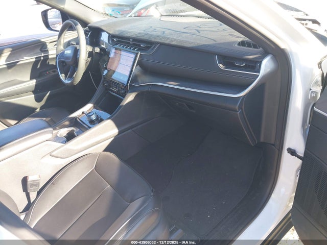 2024 JEEP GRAND CHEROKEE 1C4RJHBG1RC256463 Photo 4