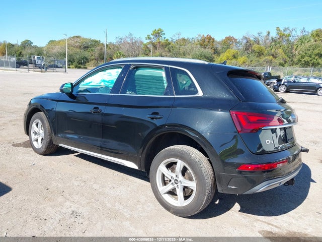 2021 AUDI Q5 WA1AAAFY0M2054780 Photo 2