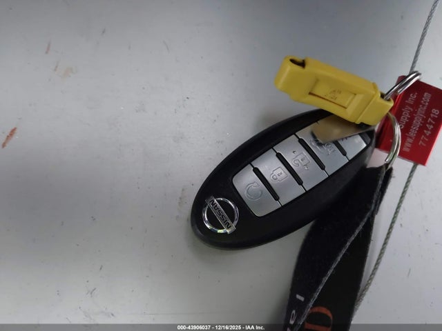 5N1AT2MT4KC720961 Nissan ROGUE SV