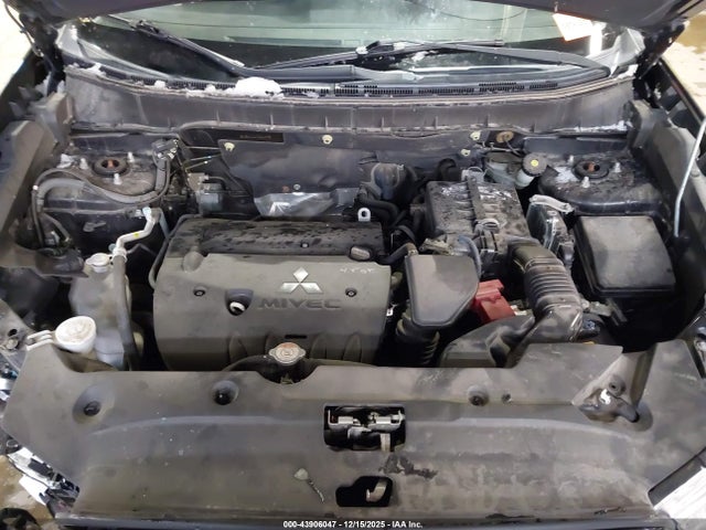 2018 MITSUBISHI OUTLANDER SPORT JA4AP3AW0JU024498 Photo 9