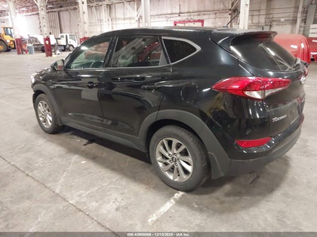 2018 HYUNDAI TUCSON KM8J2CA40JU798555 Photo 2