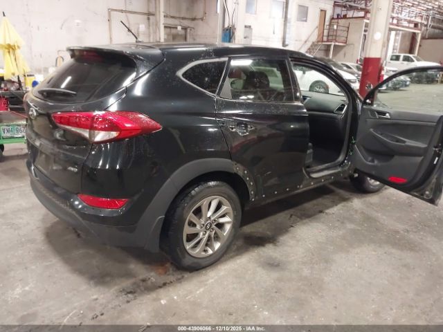 2018 HYUNDAI TUCSON KM8J2CA40JU798555 Photo 3