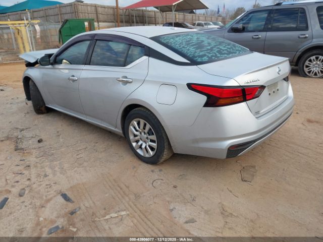 2019 NISSAN ALTIMA 1N4BL4BV8KC227931 Photo 2