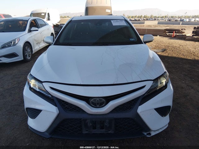 4T1B11HK9JU536663 Toyota CAMRY SE