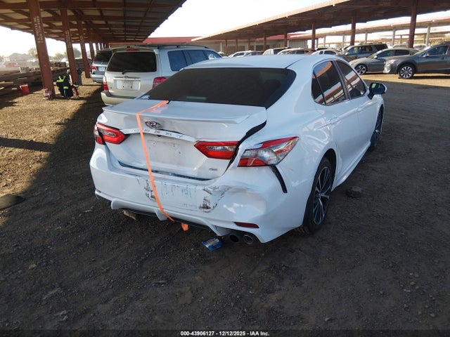 4T1B11HK9JU536663 Toyota CAMRY SE