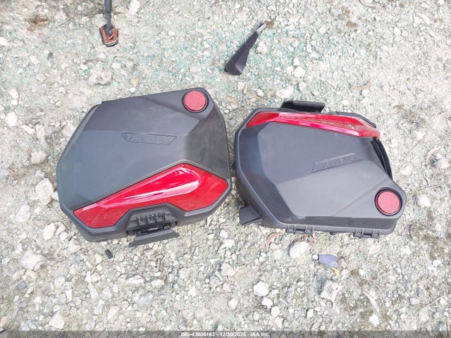 JS1EK12B9R7100326 Suzuki Gsx1000 Gt/gt+