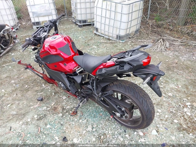 2024 SUZUKI GSX1000 JS1EK12B9R7100326 Photo 2