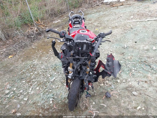 2024 SUZUKI GSX1000 JS1EK12B9R7100326 Photo 4