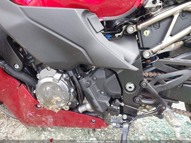 2024 SUZUKI GSX1000 JS1EK12B9R7100326 Photo 8