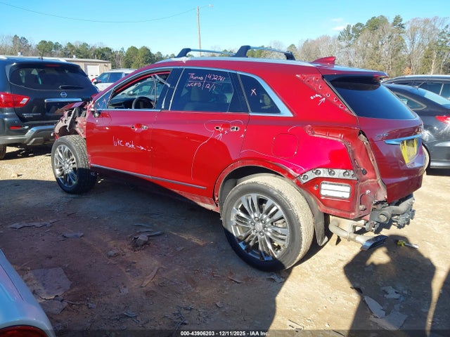 2017 CADILLAC XT5 1GYKNCRS7HZ314682 Photo 2