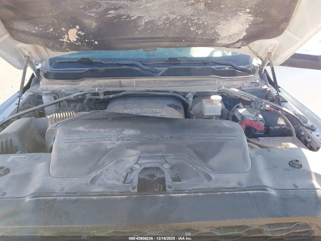 3C6UR5HJ9NG366146 RAM 2500 Tradesman 4x4 8&#039; Box