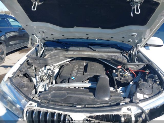 2015 BMW X5 5UXKR2C52F0H39415 Photo 9