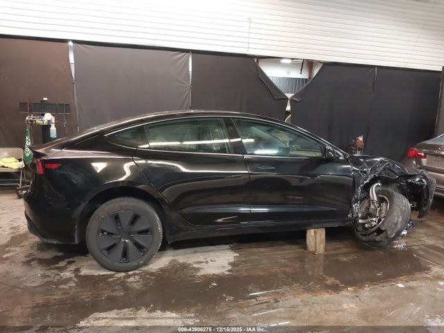 43906275 :رقم المزاد ، 5YJ3E1EBXSF063268 vin ، 2025 Tesla Model 3 Long Range All-wheel Drive مزاد بيع
