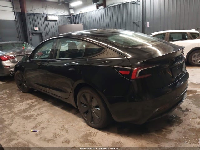 43906275 :رقم المزاد ، 5YJ3E1EBXSF063268 vin ، 2025 Tesla Model 3 Long Range All-wheel Drive مزاد بيع