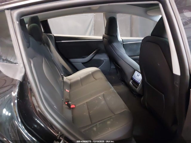 43906275 :رقم المزاد ، 5YJ3E1EBXSF063268 vin ، 2025 Tesla Model 3 Long Range All-wheel Drive مزاد بيع