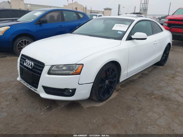 2011 AUDI A5 WAULFAFR6BA058115 Photo 1