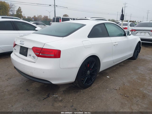 2011 AUDI A5 WAULFAFR6BA058115 Photo 3