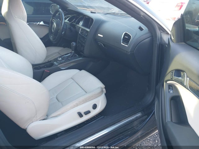 2010 AUDI S5 WAUVVAFR6AA004162 Photo 4