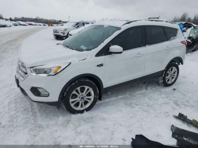2018 FORD ESCAPE 1FMCU9HD9JUD46843 Photo 1