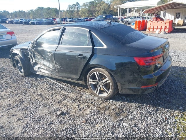 2017 AUDI A4 WAUENAF41HN013925 Photo 2