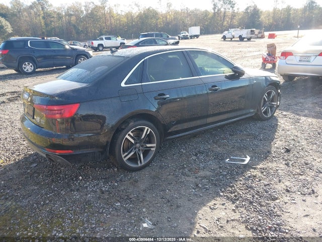 2017 AUDI A4 WAUENAF41HN013925 Photo 3