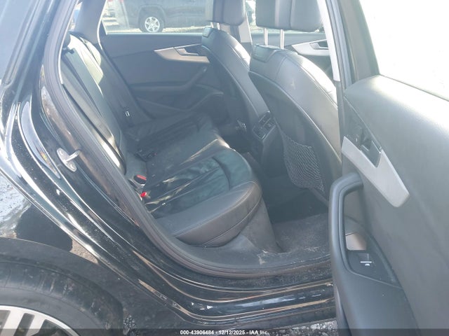 2017 AUDI A4 WAUENAF41HN013925 Photo 7