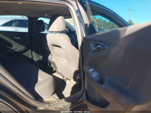 2017 CHEVROLET MALIBU 1G1ZE5ST4HF233233 Photo 7