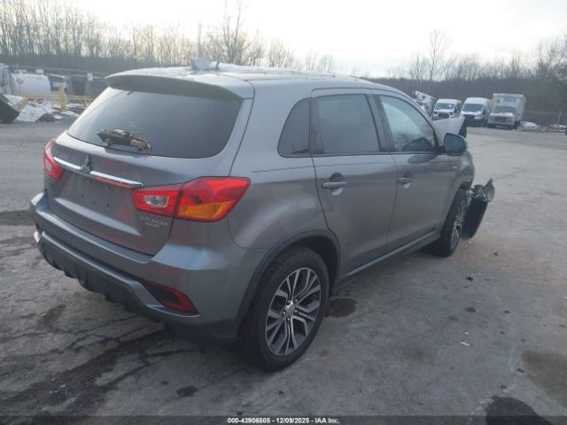 2018 MITSUBISHI OUTLANDER SPORT JA4AP3AU9JU024255 Photo 3