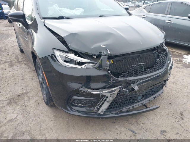 2022 CHRYSLER PACIFICA HYBRID 2C4RC1L72NR134678 Photo 5