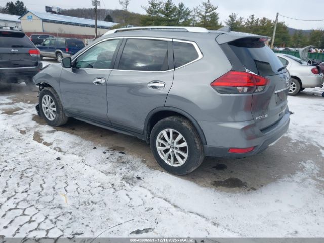 2017 NISSAN ROGUE KNMAT2MVXHP582477 Photo 2