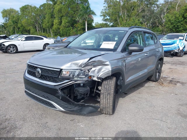 2022 Volkswagen Taos 1.5t S მანქანა იყიდება აუქციონზე, vin: 3VVCX7B22NM037802, აუქციონის ნომერი: 43906592