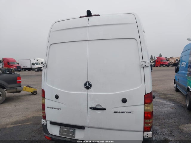 Mercedes-Benz Sprinter 2500 High Roof 2016 WD3PE8DD2GP193128 Image 16
